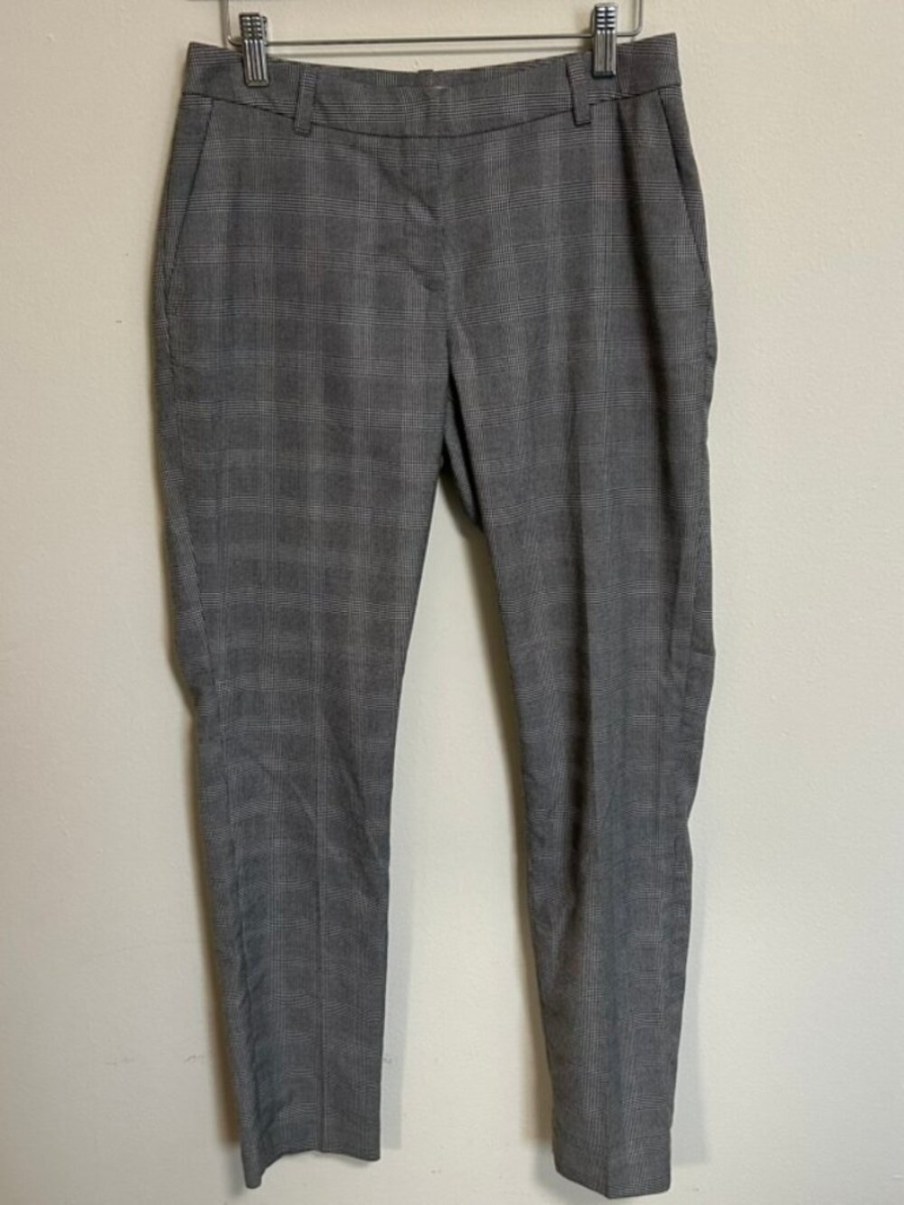 H&M Black and White Gingham Straight Leg Dress Slacks Sz 6 EUC with Pockets